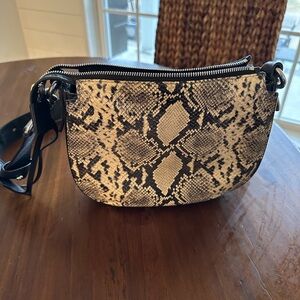 All Saints 
Crossbody